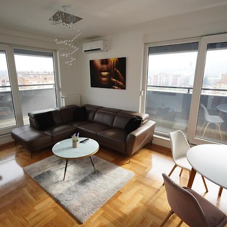 Apartman Venecija Баня-Лука Экстерьер фото
